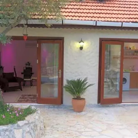 Marmaris Sleeps 6 Pool Air Con Wifi فيلة هيسارونو