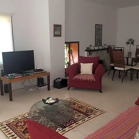 Marmaris Sleeps 6 Pool Air Con Wifi فيلة هيسارونو